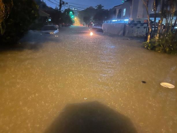 Santo Domingo inundado por las fuertes lluvias